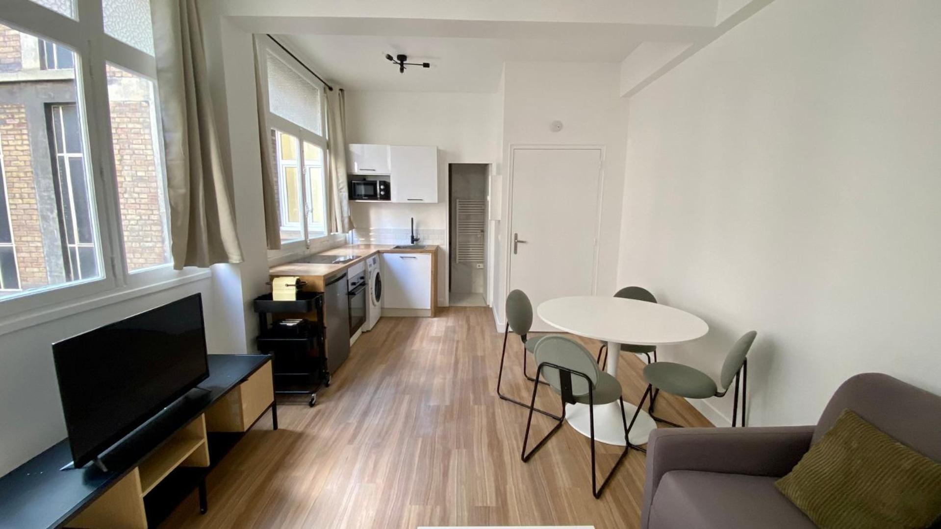 Appartement Charmant Proche Grands Boulevard 4P パリ エクステリア 写真